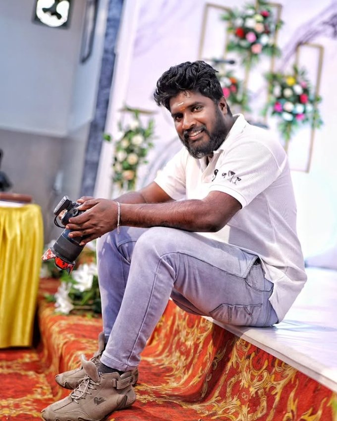 Photographer MariMuthu